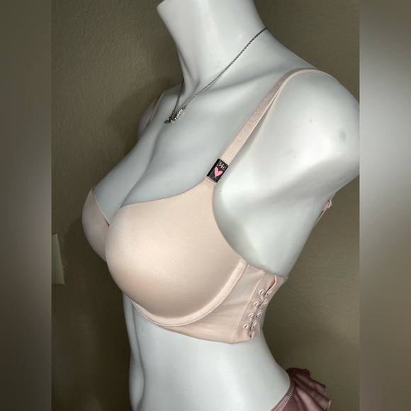 Victoria Secret Very Sexy Push Up Bra 34C VS Corset side Bra VS Push Up Bra 🆕 - Picture 13 of 16